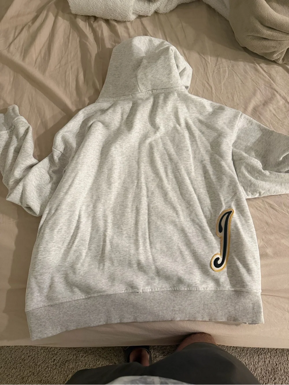 Jacquemus Light Gray Hoodie with Black and Yellow Logo